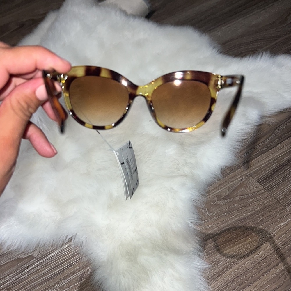Jamie and jack tortoise girls sunglasses - Picture 4 of 6